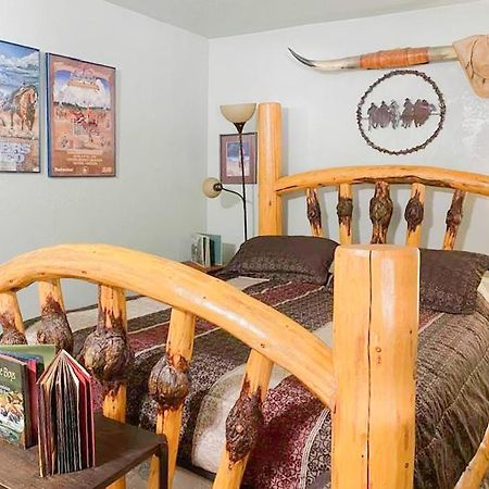 Dawson House Lodge Кимълт Екстериор снимка
