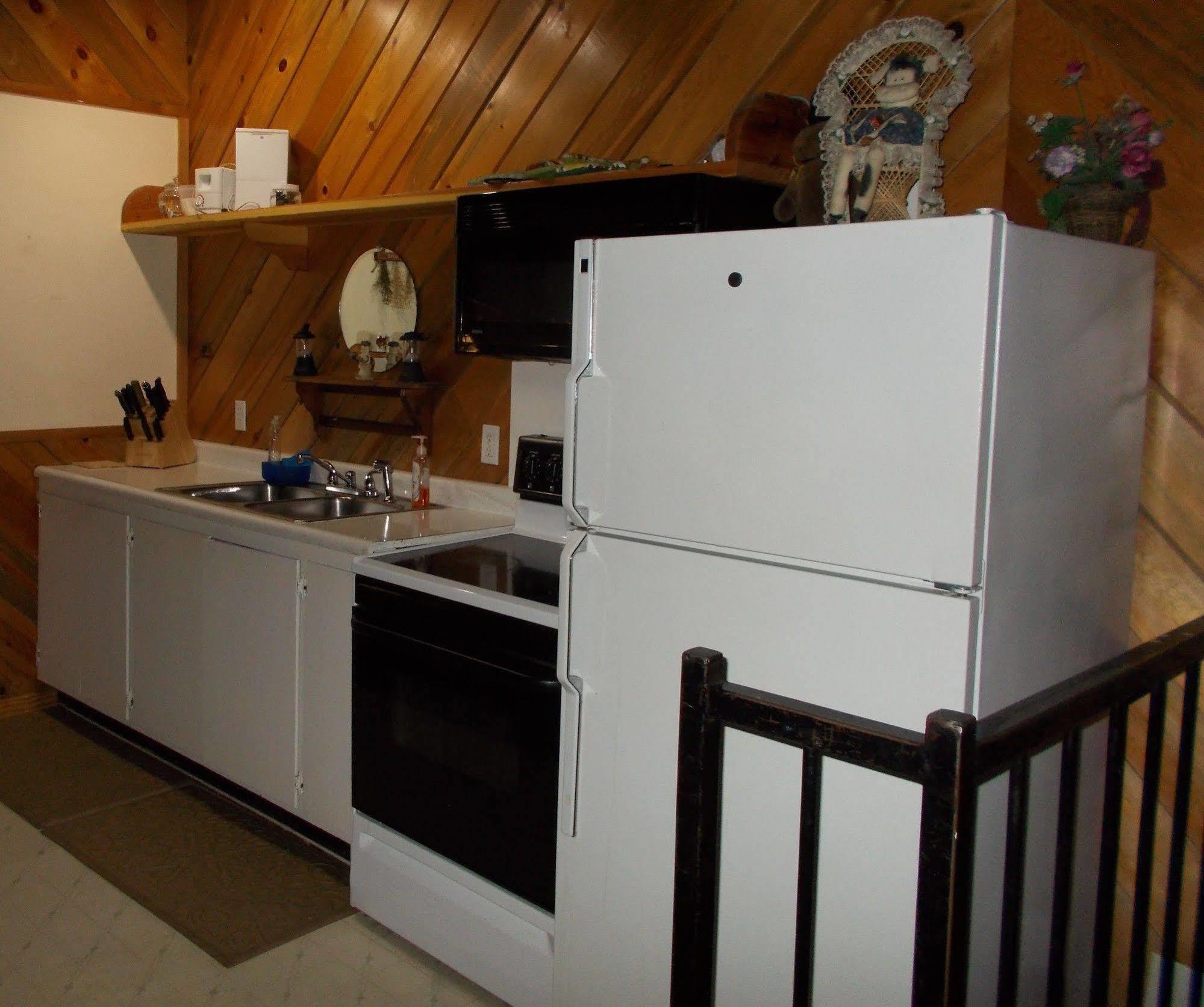 Dawson House Lodge Кимълт Екстериор снимка